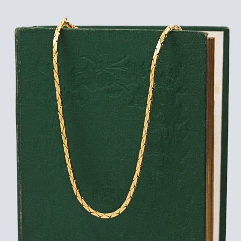 Halskæde i 8kt guld, l.  40 cm.
