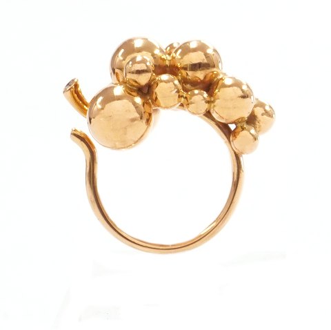 Georg Jensen Moonlight Grape 18kt Goldring mit 
einem Diamanten. Ringgr. 55-56