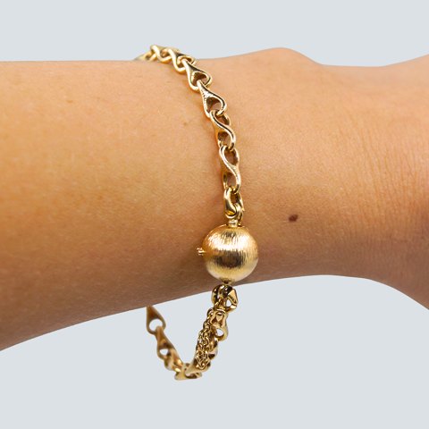 item no: 635931