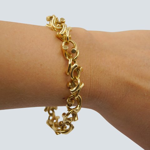 item no: 638744