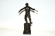 Bronce figur, 
Mand fra tidlig 
stadie af 
mennesket
Af ældre Dato
Højde 31 cm. 
Flot og ...