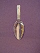 Lagkagespade
Sølv 925 s , 
vægt83,7 gram.
F.Hingelberg 
Århus
Flot og 
velholdt.
 ny ...