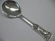 Serveringsske 
fermstillet 
1940 af 
sølvsmed Carl 
M. Cohr. Længde 
22,2 cm. Meget 
tung og flot 
...