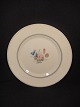 Karup
Royal 
Copenhagen, RC. 
Kongelig 
porcelæn. Kgl.
Frokost 
tallerken nr. 
25 / 9589
