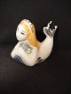 Figur.
Den lille 
Havfrue.
Kongelig 
Fajance
KGL. nr 
338-3670
Royal 
Copenhagen
SOLGT