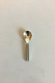 Georg Jensen 
Sterling Sølv 
Bernadotte 
Saltske No 103. 
Måler 5,3 cm
