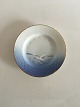 Bing and 
Grondahl 
Seagull with 
gold Cake Plate 
No. 28A / 306. 
Measures 15,7 
cm / 6 3/16 in.