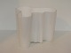 iittala, Hvid Alvar Aalto vase.Måler 20,5 x 17,0 cm. Højde 16,0 cm.Perfekt stand.