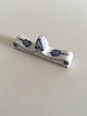 Royal 
Copenhagen 
Musselmalet 
Riflet Knivbuk 
No 134. 8 cm x 
3 cm. 
