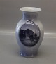 Kgl. 
Rundskuedag 
vase 1929 17 cm 
 fra Royal 
Copenhagen I 
hel og fin 
stand
