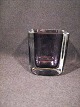 Designer Vase.
 Höhe: 7 cm.B: 
6 x 6 cm
 Skömberg 1192
 Preis Dkr. 
650
