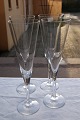 Porterglas 
krystalglas, 
sæt på 4 glas i 
fin stand
H 28,5cm - Ø 
8,5cm
Sælges KUN 
samlet.