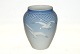 Bing & Grøndahl 
Måge uden 
Guldkant, Vase
Dekorationsnummer 
202 eller 681
Diameter 10 
cm. ...