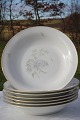 Venus 
spisestel. Bing 
& Grøndahl 
porcelæn, B&G 
Venus tallerken 
nr. 22. 
diameter 21cm. 
1. og 2. ...