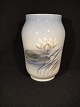 RC. Kongeligt 
porcelæn vase 
med åkande og 
guldsmed som 
dekoration.
Rc nr. 
2669/108
1. ...