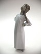 Lladro Figur 
pige i hvid 
natskjorte 
"godnat pige". 
Højde 20,5 cm. 
Vare nr. 
155270.