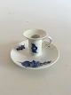 Royal 
Copenhagen Blå 
Blomst 
kammerstager No 
2307. Måler 
13cm x 7,2cm og 
er i perfekt 
stand.
