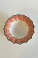 Royal 
Copenhagen 
Fairytale 
Terracotta Skål 
No 351. Måler 
17 cm/  (6 
11/16")