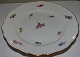 Meissen 
Porcelain Lunch 
Plate with 
Flower design. 
Measures 21,2 
cm / 8,3 inch. 
and is in good 
...