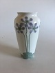 Rørstrand Art 
Nouveau Vase af 
Valdemar 
Lindström. 
Måler 23cm og 
er i god stand.