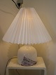 Holmegaard 
lampe designet 
af Michael Bang 
i 1973 - kaldet 
symetrisk 
bordlampe. 
Oplineglase med 
...