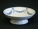 Bing & Grøndahl 
Empire 
Lav stor 
kageopsats nr. 
206
Diameter 23,5 
cm - højde 7 cm
Fin ...