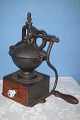 Coffee mill 
Large coffee 
mill made of 
wood with iron. 
 Functional.