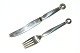 Ornamental 
Barne bestik 
Georg Jensen
Stemplet GJ, 
Sterling 
Denmark Tre 
kroner S
Stempel brugt 
...