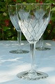 Vinservice 
Antik Div. glas 
fra Lyngby 
glasværk.
Rødvinsglas 
højde 18 cm. 
Kumme diameter 
8,5 cm. ...
