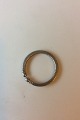 Georg Jensen 
Sterling Sølv 
Konge Serviet 
Ring No 208. 
Måler 3,7 cm. 
Er i brugt 
stand, med 
brugs ...