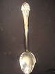 fransk lillie- 
Kartoffel ske.
Tre tårnet 
Sølv fra år 
1927
Længde: 38 cm.
Vægt: 168,6 
gram.
