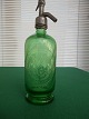 Sifonflaske af 
grønt glas m. 
sandblæst 
mønster, 
Frankrig ca. 
1920.
