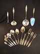 Kongelys fra 
Frigast.
0 stk. knive
2 stk. 
middagsgaffel 
19,7 cm. 
6 stk. 
Middagsske 20 
cm. ...