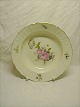 Kongelig 
Porcelæn. 
Frisenborg dyb 
frokosttallerken 
nr.1616