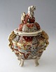 Satsuma koro, 
Japan, 19. 
&aring;rh. 
Porcel&aelig;n 
- polycrom 
dekoration med 
guld; ...