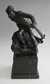 Schaffert, W. 
(1895 - 1915) 
Tyskland: En 
fisker. Bronze. 
Signeret.: W. 
Schaffert fec. 
H.: 24 cm. ...