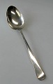 Stor potageske 
i s&oslash;lv, 
dobbelt riflet, 
V. Christensen, 
1892. Danmark. 
L.: 36,2 cm. 
...