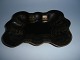 Tray in Black 
painted iron 
with gold edges 
- all original 
paint, Denmark 
1860.34cm. wide 
and ...