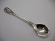 Marmelade/sukker 
ske i jugend 
stil 
fremstillet af 
Georg Jensen i 
1915 - 1927. 
Længde ca. 17 
cm. ...