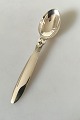 Georg Jensen 
Sterling Sølv 
Kaktus Teske No 
033. 12.4 cm. 
Design Gundorph 
Albertus 1930. 
