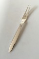 Georg Jensen 
Sterling Sølv 
Kaktus 
Kødgaffel No 
143. Måler 20 
cm. Design 
Gundorph 
Albertus 1930

