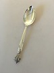 Georg Jensen 
Sterling Sølv 
Dronning 
Dessertske No 
021. Måler 17,5 
cm.