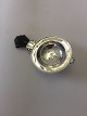 Georg Jensen 
Sterling Sølv 
Tidlig Thesi. 
Måler 15cm og 
er i god stand.