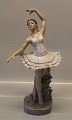 Dahl Jensen 
1338 Ballerina 
Large (DJ) 38.5 
cm Marked with 
the Royal Crown 
and DJ 
Copenhagen. ...