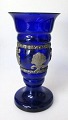 Dansk vase i 
cobolt blåt 
glas med tin 
montering, o. 
...