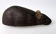 Schuco 
Optrækkelig mus 
i metal, 
Tyskland. Med 
ører i stof. 
L.: 8,5 cm. 
Mærket.: Schuco 
Patent. ...