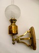 1800-tals 
messing olie 
væglampe 
forandret til 
el. Nr. 223813
