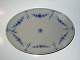 Bing & Grondahl 
Empire, platter
Decoration 
number 16
Length 33.5 
cm.
Factory ...
