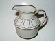 Bing & Grondahl 
#Offenbach, 
Cream jug
Dek. # 189 / # 
303
Height 10 cm.
Nice and well 
...