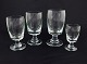 Almue glas 
Holmegaard 
1970-95
Øl glas 
klar/røg 
farved, højd 14 
cm. Pris. 150 
kr/stk
Rød vin, ...